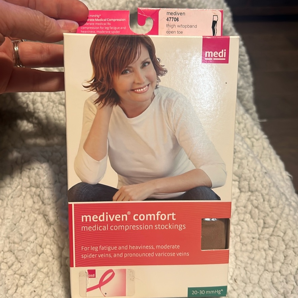 Mediven 47706 thigh w/topband open toe Natural VI 20-30mmHg compression stocking